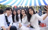 Xúc động những khoảnh khắc chia tay tuổi học trò