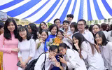 Xúc động những khoảnh khắc chia tay tuổi học trò