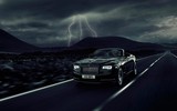 Choáng ngợp trước vẻ sang trọng của Rolls-Royce Dawn Black Badge