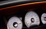 Choáng ngợp trước vẻ sang trọng của Rolls-Royce Dawn Black Badge