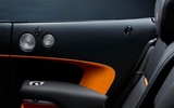 Choáng ngợp trước vẻ sang trọng của Rolls-Royce Dawn Black Badge