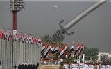 Iraq duyệt binh rầm rộ ăn mừng chiến thắng IS ở Mosul
