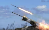 Lí do pháo phản lực nhiệt áp TOS-1A là ác mộng với mọi kẻ thù