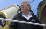 Tổng thống Trump cùng vợ đến thăm các nạn nhân sau cơn bão Harvey