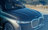 BMW X7 iPerformance xuất hiện: To lớn và sang trọng