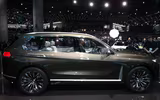 BMW X7 iPerformance xuất hiện: To lớn và sang trọng