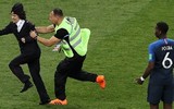 [ẢNH] Nga giam giữ nhóm nhạc phá đám trận chung kết World Cup 2018
