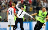 [ẢNH] Nga giam giữ nhóm nhạc phá đám trận chung kết World Cup 2018