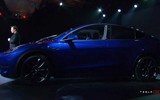 [ẢNH] Cận cảnh Tesla Model Y: SUV điện cỡ nhỏ nhưng có tới 7 chỗ