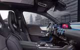 [ẢNH] Mercedes-AMG A35 sedan: Nhỏ gọn nhưng vẫn đẳng cấp