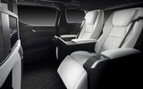 [ẢNH] Lexus LM trình làng: Đẳng cấp xe minivan hạng sang