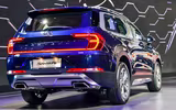 [ẢNH] Hyundai Santa Fe trục cơ sở dài: Mở cửa, khởi động bằng vân tay