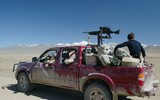 [ẢNH] Đặc nhiệm Nga sắp phô diễn dàn bán tải Toyota Hilux trong duyệt binh