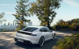 [ẢNH] Porsche Taycan ra mắt: Sedan thể thao chạy điện hàng đầu thế giới