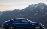 [ẢNH] Porsche Taycan ra mắt: Sedan thể thao chạy điện hàng đầu thế giới
