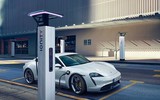[ẢNH] Porsche Taycan ra mắt: Sedan thể thao chạy điện hàng đầu thế giới