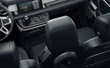 [ẢNH] Xe off-road huyền thoại Land Rover Defender ra mắt đầy ấn tượng