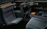 [ẢNH] Hé lộ Toyota Century mui trần mới của Nhật hoàng Naruhito