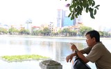 Hồ Hoàng Cầu không còn cá chết, hết mùi hôi thối