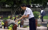 Những khoảnh khắc xúc động tại nghĩa trang liệt sỹ Điện Biên