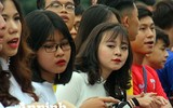 Ngắm nữ sinh Hà Nội rạng rỡ ngày khai mạc Giải bóng đá học sinh THPT 2017