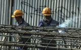 Thi công cầu vượt An Dương - Nghi Tàm, phương tiện đi lại thế nào để không ùn tắc