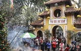Những khoảnh khắc lắng đọng sớm mùng Một Tết