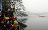 Xem màn đua thuyền rồng sôi nổi lần đầu diễn ra tại Hồ Tây
