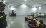 Tận mắt ngắm siêu xe đua công thức 1 ngay tại Thủ đô Hà Nội