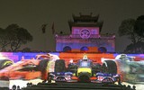 [ẢNH] Ấn tượng màn trình diễn siêu xe chào đón Hà Nội - Việt Nam tham gia gia đình F1