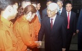 Tổng Bí thư, Chủ tịch nước Nguyễn Phú Trọng dâng hương ở chùa Trấn Quốc và mừng tuổi công nhân môi trường