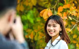 [ẢNH] Ngỡ ngàng với bản giao hưởng màu sắc của các loài hoa bên hồ Gươm