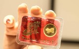 Bà bầu xếp hàng từ rạng sáng chờ mua vàng ngày vía Thần Tài