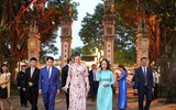 [ẢNH] Công chúa kế vị Thụy Điển rạng ngời thăm Văn Miếu - Quốc Tử Giám