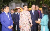 [ẢNH] Công chúa kế vị Thụy Điển rạng ngời thăm Văn Miếu - Quốc Tử Giám