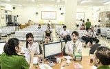 [Ảnh] Nữ Công an Thủ đô vui tươi, tình nguyện phục vụ nhân dân trong Chủ Nhật