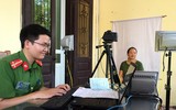 [Ảnh] Nữ Công an Thủ đô vui tươi, tình nguyện phục vụ nhân dân trong Chủ Nhật