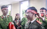 [ẢNH] Ấn tượng mạnh với hình ảnh nữ Công an Thủ đô hiến máu cứu người