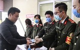 [ẢNH] Hình ảnh đẹp của tuổi trẻ Công an Thủ đô tại trụ sở tiếp dân thời dịch Corona