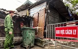 [ẢNH] Người dân ở khu nhà trọ của bệnh nhân số 39 yên tâm chấp hành cách ly 14 ngày