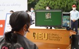 [ẢNH] Hà Nội: Phát gạo nghĩa tình qua phần mềm nhận diện để tuân thủ nghiêm Chỉ thị 16