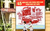 Hình ảnh ấn tượng sáng 30-4, kỷ niệm 45 năm thống nhất đất nước ở Hà Nội