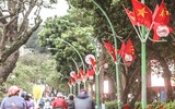 Hình ảnh ấn tượng sáng 30-4, kỷ niệm 45 năm thống nhất đất nước ở Hà Nội