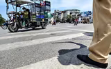 [ẢNH] Những người phơi mình giữa 