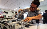 [ẢNH]  Choáng ngợp những khí tài quân sự do người đam mê mô hình ở Hà Nội lắp ráp, chế tạo