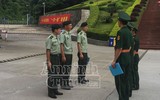 Cận cảnh nữ sinh bị bán sang Trung Quốc được trao trả về Việt Nam