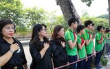 [Ảnh] Người dân tiễn biệt nguyên Tổng Bí thư Đỗ Mười