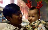 [Ảnh] Hàng vạn người đổ ra đường mừng Giáng sinh an lành