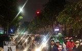[Ảnh] Hàng vạn người đổ ra đường mừng Giáng sinh an lành
