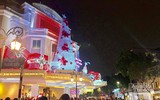 [Ảnh] Hàng vạn người đổ ra đường mừng Giáng sinh an lành